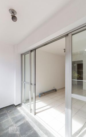 Apartamento à venda com 70m², 2 quartos e 1 vagavaranda