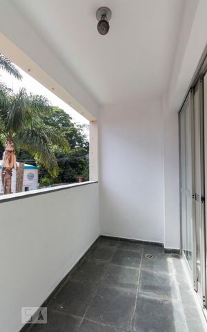 Apartamento à venda com 70m², 2 quartos e 1 vagavaranda
