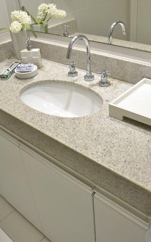 Apartamento para alugar com 321m², 5 quartos e 2 vagasBanheiro