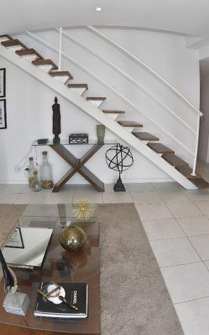 Apartamento para alugar com 321m², 5 quartos e 2 vagasSala