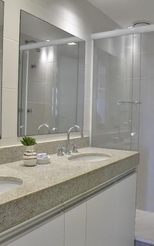 Apartamento para alugar com 321m², 5 quartos e 2 vagasBanheiro do Quarto 3