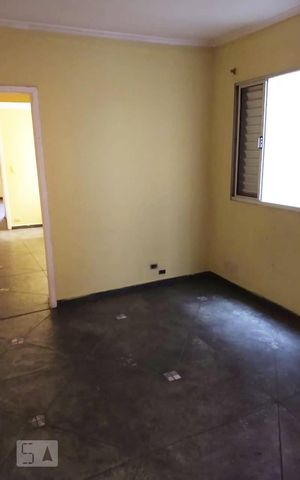 Casa para alugar com 190m², 2 quartos e sem vaga Casa para alugar com 190m², 2 quartos e sem vagaQuarto