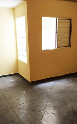 Casa para alugar com 190m², 2 quartos e sem vaga Casa para alugar com 190m², 2 quartos e sem vagaSala