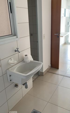 Apartamento para alugar com 115m², 3 quartos e 2 vagas Apartamento para alugar com 115m², 3 quartos e 2 vagasÁrea de Serviço