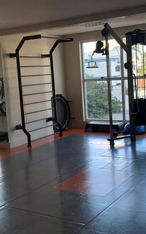 Apartamento para alugar com 115m², 3 quartos e 2 vagas Apartamento para alugar com 115m², 3 quartos e 2 vagasAcademia