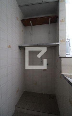 Apartamento à venda com 60m², 2 quartos e sem vaga Apartamento à venda com 60m², 2 quartos e sem vagaCozinha e Área de Serviço