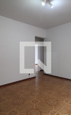 Apartamento à venda com 60m², 2 quartos e sem vaga Apartamento à venda com 60m², 2 quartos e sem vagaSala