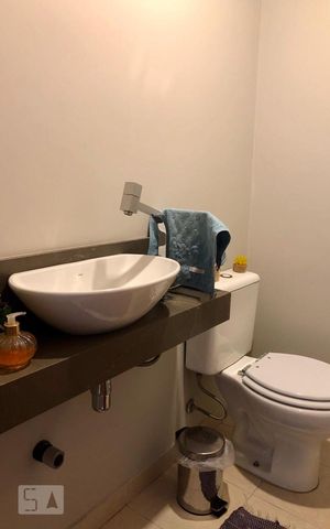 Apartamento à venda com 126m², 4 quartos e 2 vagas Apartamento à venda com 126m², 4 quartos e 2 vagasLavabo