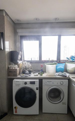 Apartamento à venda com 378m², 4 quartos e 5 vagasÁrea de Serviço