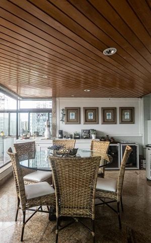 Apartamento à venda com 378m², 4 quartos e 5 vagasVaranda Sala 