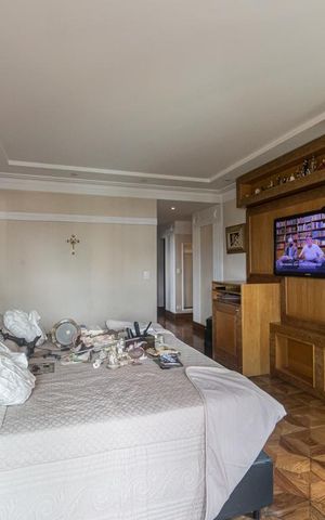 Apartamento à venda com 378m², 4 quartos e 5 vagasSuite 4
