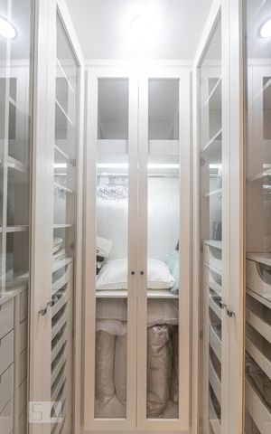 Apartamento à venda com 378m², 4 quartos e 5 vagasBanheiro da Suíte 2