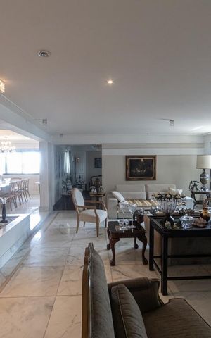 Apartamento à venda com 378m², 4 quartos e 5 vagasSala