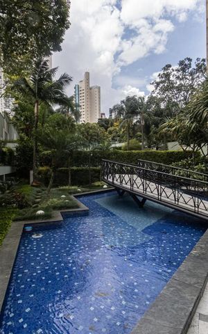 Apartamento à venda com 378m², 4 quartos e 5 vagasHall