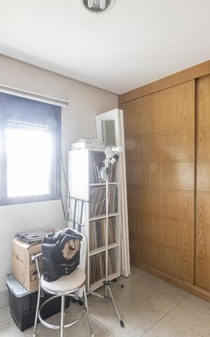 Apartamento à venda com 378m², 4 quartos e 5 vagasQuarto de Serviço 