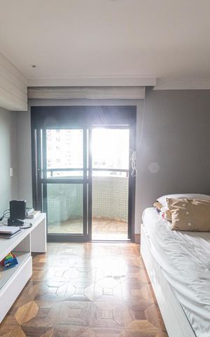 Apartamento à venda com 378m², 4 quartos e 5 vagasSuite 1