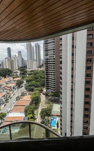 Apartamento à venda com 378m², 4 quartos e 5 vagasVista Varanda Sala 