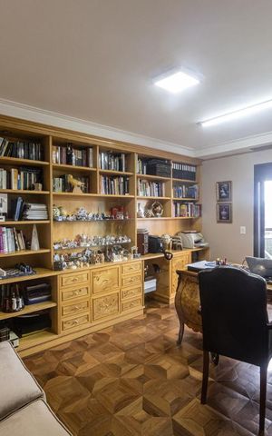 Apartamento à venda com 378m², 4 quartos e 5 vagasSuite 3