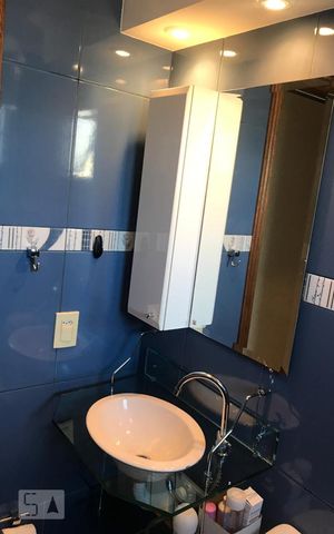 Apartamento à venda com 52m², 2 quartos e 1 vaga Apartamento à venda com 52m², 2 quartos e 1 vagaBanheiro