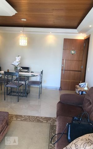 Apartamento à venda com 52m², 2 quartos e 1 vaga Apartamento à venda com 52m², 2 quartos e 1 vagaSala
