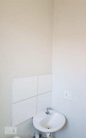 Apartamento à venda com 45m², 2 quartos e 1 vaga Apartamento à venda com 45m², 2 quartos e 1 vagaBanheiro
