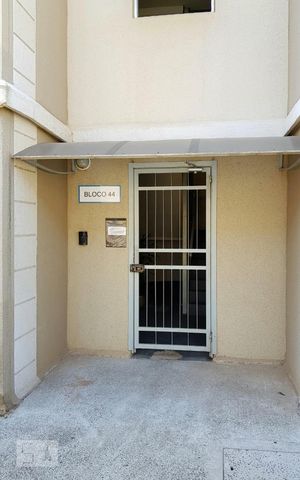 Apartamento à venda com 45m², 2 quartos e 1 vaga Apartamento à venda com 45m², 2 quartos e 1 vagaFachada do bloco