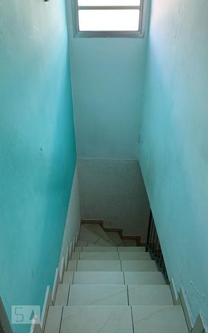 Casa à venda com 200m², 2 quartos e 2 vagas