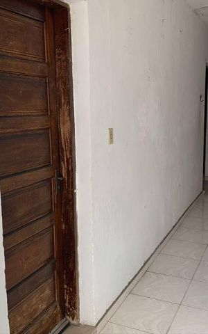 Casa à venda com 200m², 2 quartos e 2 vagas