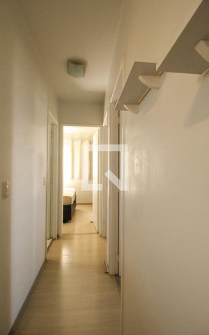 Apartamento para alugar com 65m², 3 quartos e 1 vaga Apartamento para alugar com 65m², 3 quartos e 1 vagaCorredor