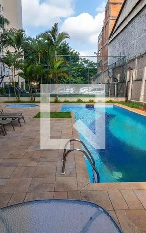Apartamento para alugar com 65m², 3 quartos e 1 vaga Apartamento para alugar com 65m², 3 quartos e 1 vagaPiscina
