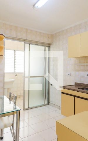 Apartamento para alugar com 65m², 2 quartos e 1 vaga Apartamento para alugar com 65m², 2 quartos e 1 vagaCozinha