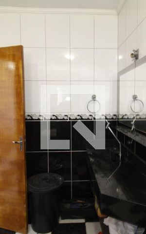 Apartamento para alugar com 100m², 2 quartos e sem vagaQuarto 2 - Banheiro