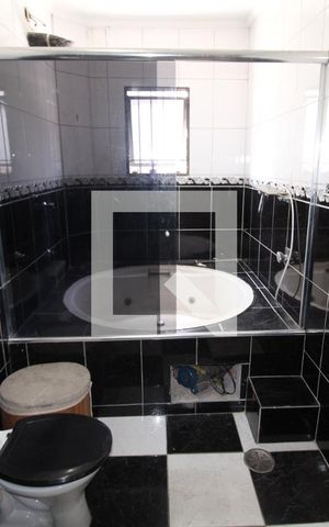 Apartamento para alugar com 100m², 2 quartos e sem vagaQuarto 2 - Banheiro