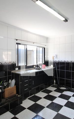 Apartamento para alugar com 100m², 2 quartos e sem vagaCozinha
