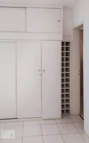 Apartamento à venda com 86m², 3 quartos e 2 vagasQuarto de Serviço