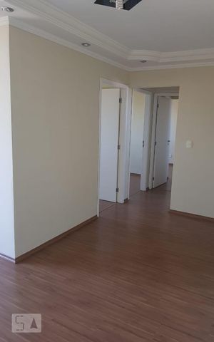 Apartamento à venda com 70m², 3 quartos e 2 vagas Apartamento à venda com 70m², 3 quartos e 2 vagasSala