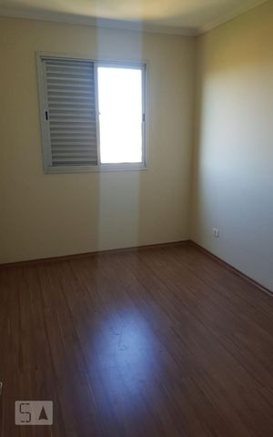 Apartamento à venda com 70m², 3 quartos e 2 vagas Apartamento à venda com 70m², 3 quartos e 2 vagasSuíte