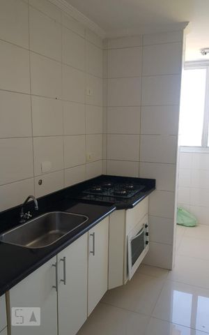Apartamento à venda com 70m², 3 quartos e 2 vagas Apartamento à venda com 70m², 3 quartos e 2 vagasCozinha