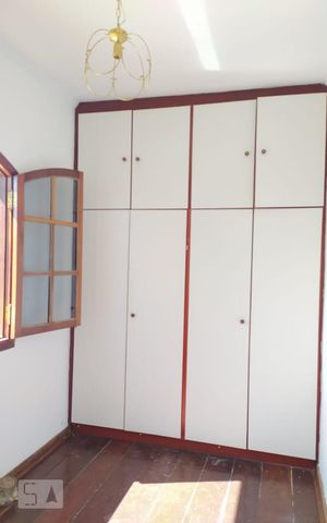 Casa à venda com 250m², 4 quartos e 2 vagas Casa à venda com 250m², 4 quartos e 2 vagasQuarto 3