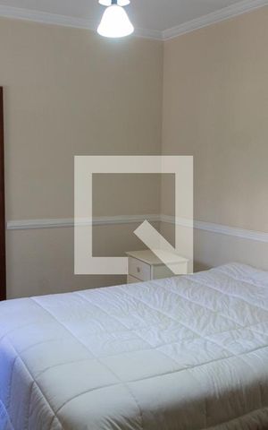 Casa à venda com 600m², 4 quartos e 6 vagas Casa à venda com 600m², 4 quartos e 6 vagasQuarto 4