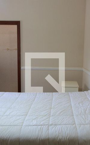 Casa à venda com 600m², 4 quartos e 6 vagas Casa à venda com 600m², 4 quartos e 6 vagasQuarto 4
