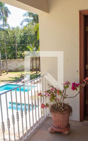 Casa à venda com 600m², 4 quartos e 6 vagas Casa à venda com 600m², 4 quartos e 6 vagasVaranda do Quarto 3