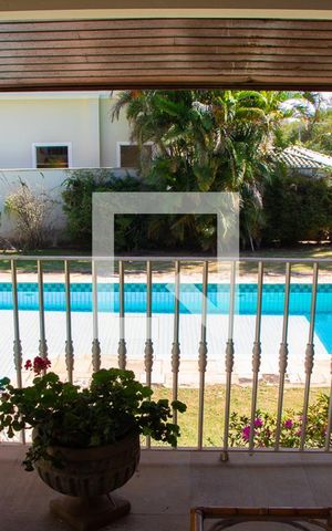 Casa à venda com 600m², 4 quartos e 6 vagas Casa à venda com 600m², 4 quartos e 6 vagasVaranda da Sala