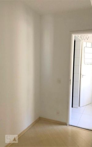Apartamento para alugar com 86m², 3 quartos e 2 vagas Apartamento para alugar com 86m², 3 quartos e 2 vagasQuarto