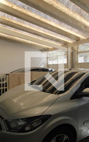 Casa à venda com 300m², 4 quartos e 3 vagasGaragem