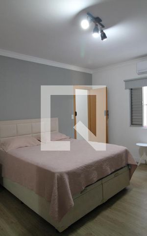 Casa à venda com 300m², 4 quartos e 3 vagasSuíte