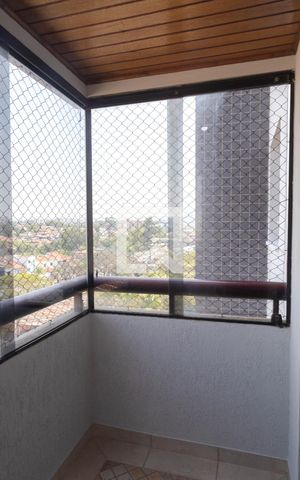 Apartamento à venda com 72m², 3 quartos e 2 vagas Apartamento à venda com 72m², 3 quartos e 2 vagasVaranda