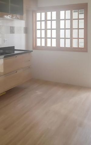 Casa à venda com 110m², 2 quartos e sem vaga Casa à venda com 110m², 2 quartos e sem vagaCozinha