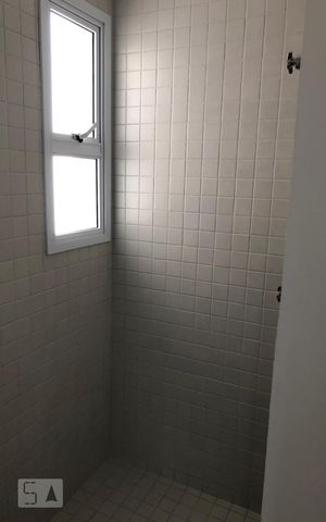 Apartamento à venda com 70m², 2 quartos e 1 vaga Apartamento à venda com 70m², 2 quartos e 1 vagaBanheiro