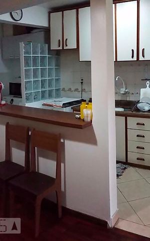 Casa de condomínio à venda com 80m², 2 quartos e 1 vaga Casa de condomínio à venda com 80m², 2 quartos e 1 vagaCozinha